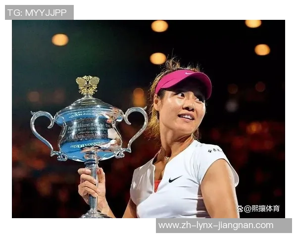 梦境联动！李娜赴港助阵薛晨竞赛，退役后连生两孩，状况更胜早年